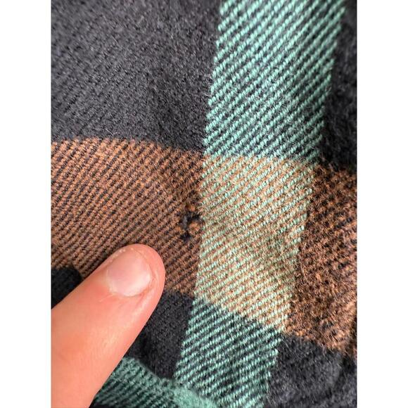 Patagonia Long-Sleeved Organic Cotton Midweight Fjord Flannel Shirt Large - Picture 2 of 8